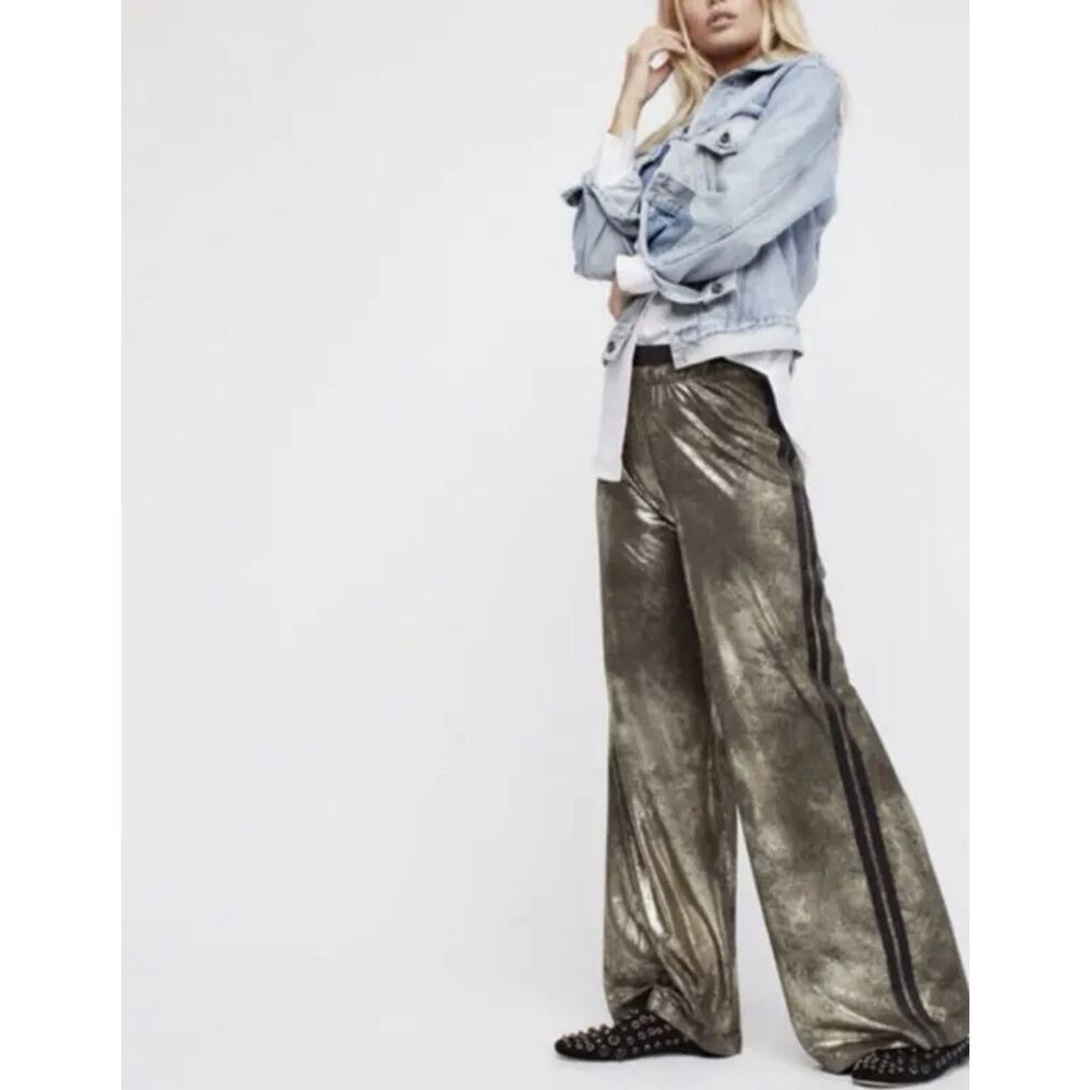 NEW Free People Vegan Leather Metallic Gold Wide Leg Track Pants Size SMALL - Picture 1 of 8
